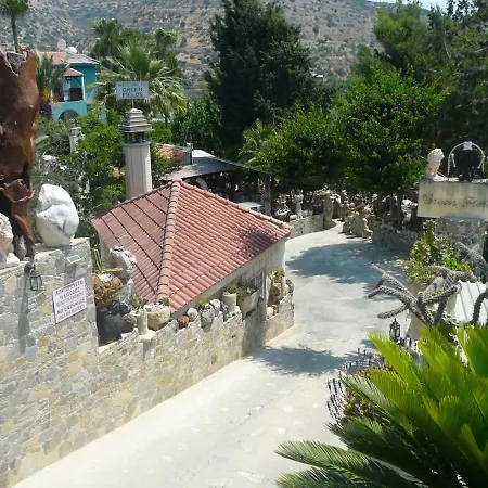 Greenfields Country Club Aparthotel 3*