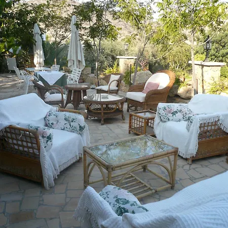 Greenfields Country Club