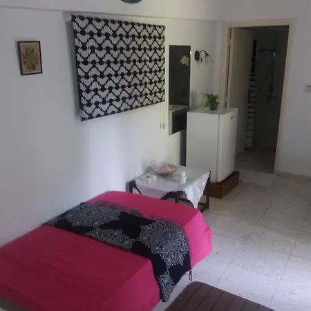 Greenfields Country Club 아파트호텔 레메소스