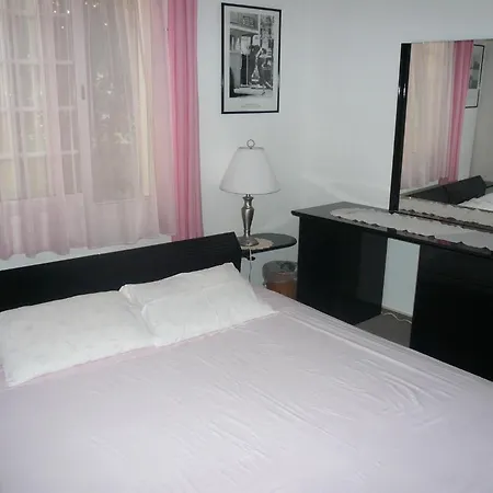 Greenfields Country Club