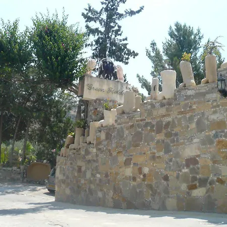 غريينفيلدز كونتري كلوب 4*