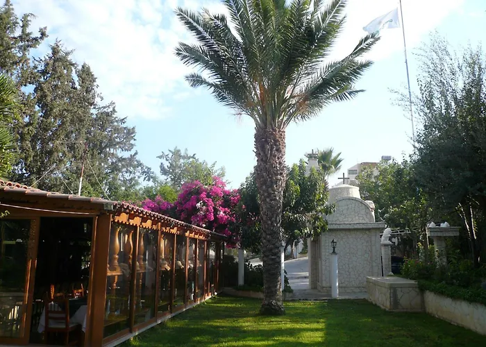 Aparthotel Greenfields Country Club Lemesos