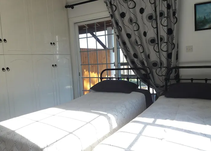 Greenfields Country Club