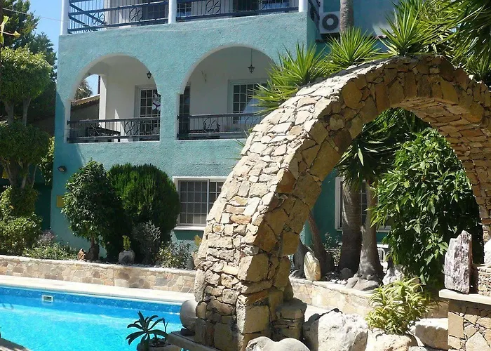 Greenfields Country Club Aparthotel 4*