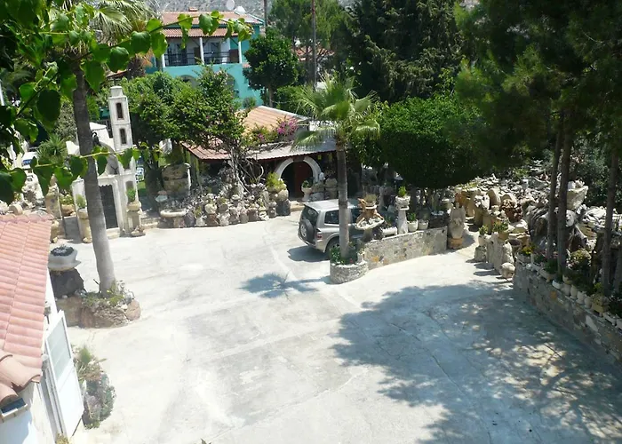 Greenfields Country Club Aparthotel Lemesos