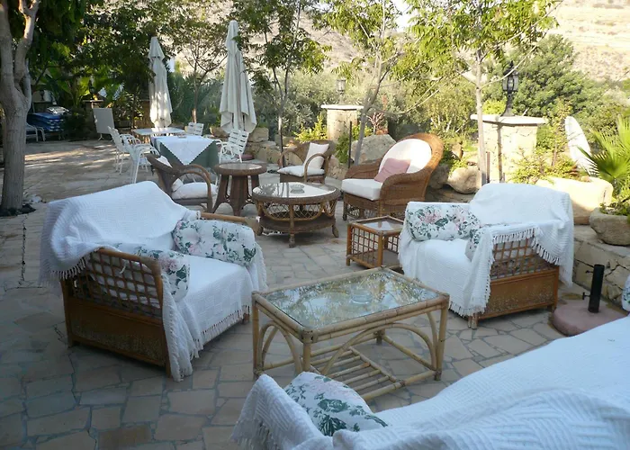 Greenfields Country Club