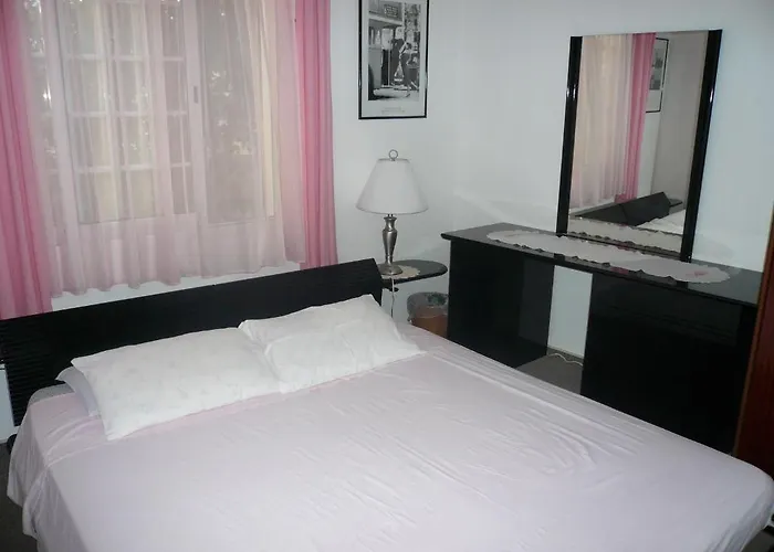 Greenfields Country Club